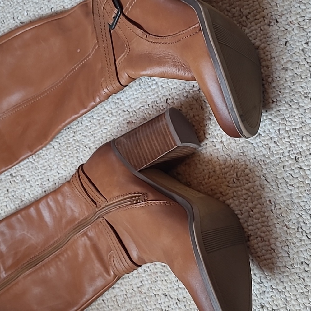 Naturalizer Women's Knee High Boot brown leather women's size 10.5 M